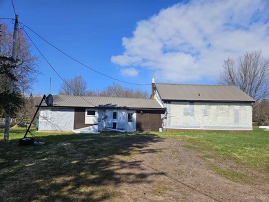 Beach Home For Sale in Ontonagon, Michigan