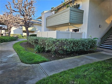 Beach Condo For Sale in Huntington Beach, California