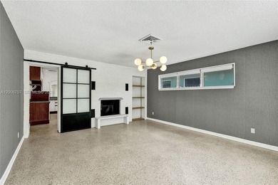 Beach Home For Sale in Lake Worth, Florida