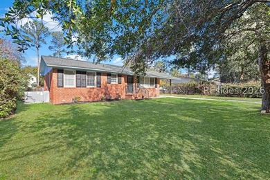 Beach Home For Sale in Beaufort, South Carolina