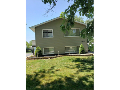 Beach Home For Sale in Markham, Illinois