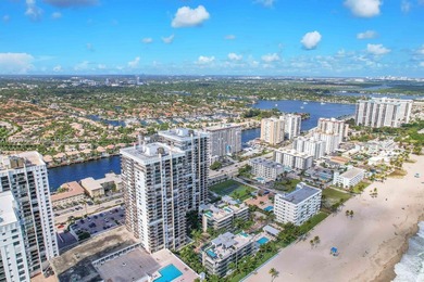 Beach Condo For Sale in Hollywood, Florida