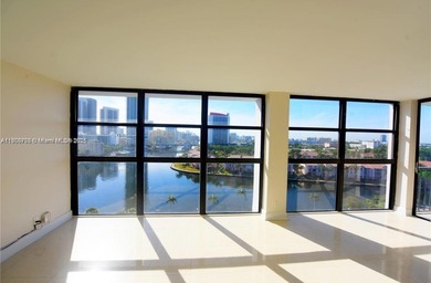 Beach Condo For Sale in Hallandale Beach, Florida