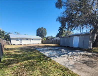 Beach Home For Sale in Fort Myers, Florida