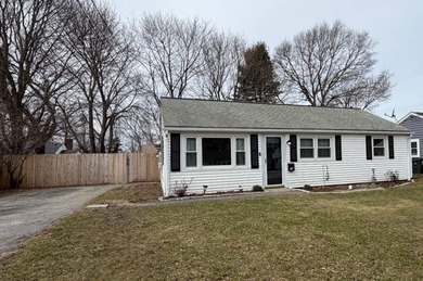 Beach Home For Sale in Bristol, Rhode Island