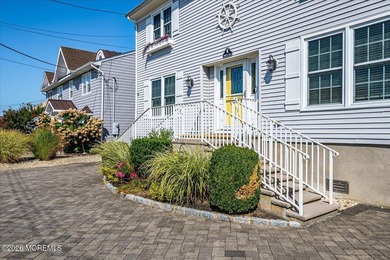Beach Home For Sale in Mantoloking, New Jersey