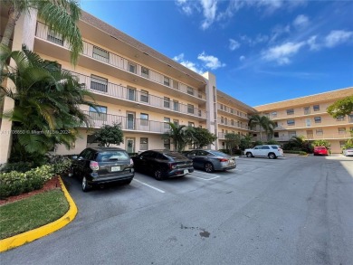 Beach Condo For Sale in Sunrise, Florida