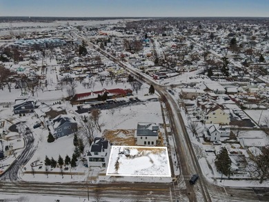 Beach Lot Sale Pending in Grand Haven, Michigan