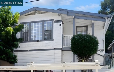 Beach Home For Sale in Oakland, California