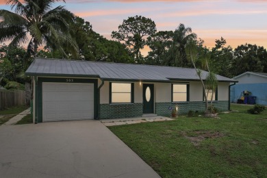 Beach Home For Sale in Jupiter, Florida