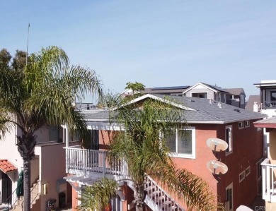 Beach Condo For Sale in San Diego, California