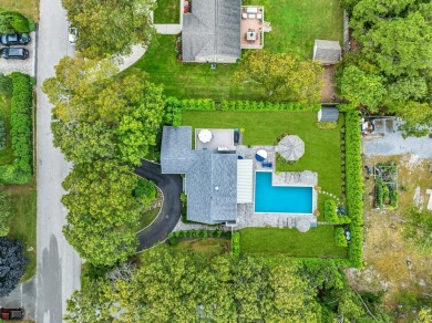 Beach Home For Sale in Hampton Bays, New York