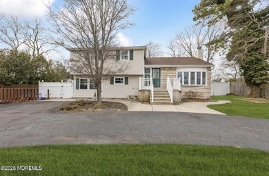 Beach Home For Sale in Brick, New Jersey