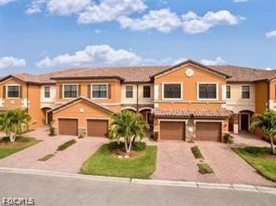 Beach Townhome/Townhouse For Sale in Fort Myers, Florida
