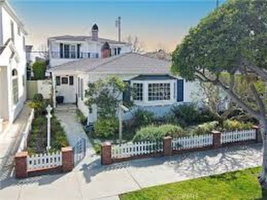 Beach Home For Sale in Long Beach, California