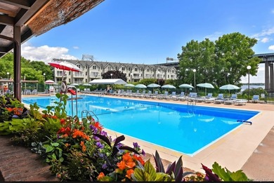 Beach Home Sale Pending in Beechhurst, New York