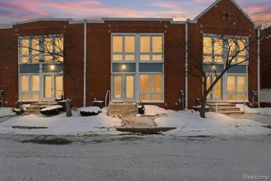 Beach Condo Active Under Contract in Detroit, Michigan