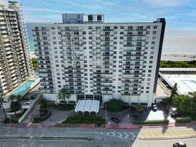 Beach Condo For Sale in Miami Beach, Florida