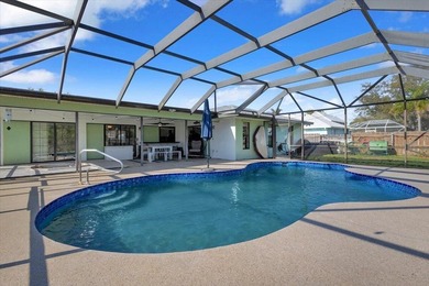 Home For Sale in Port Saint Lucie image photo picture