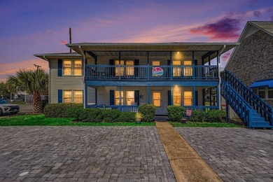 Beach Home For Sale in North Myrtle Beach, South Carolina