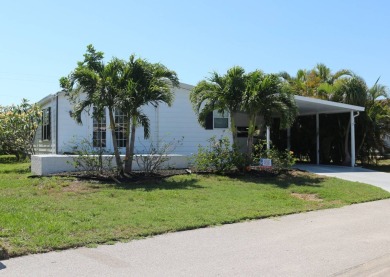 Beach Home For Sale in Sarasota, Florida