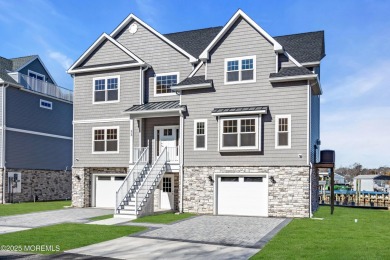 Beach Home For Sale in Waretown, New Jersey