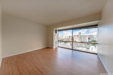 Beach Condo For Sale in Honolulu, Hawaii