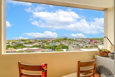 Beach Condo For Sale in Honolulu, Hawaii