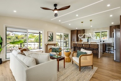 Beach Home For Sale in Honolulu, Hawaii