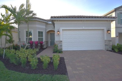 Beach Home For Sale in Palm Beach Gardens, Florida