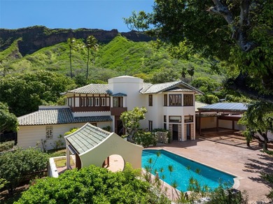 Beach Home For Sale in Honolulu, Hawaii