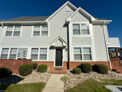 Beach Condo For Sale in Portsmouth, Virginia