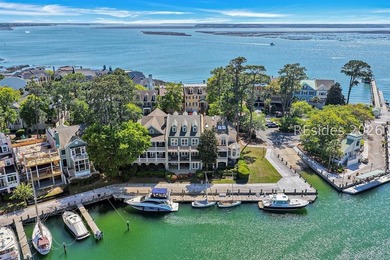 Beach Home For Sale in Hilton Head Island, South Carolina