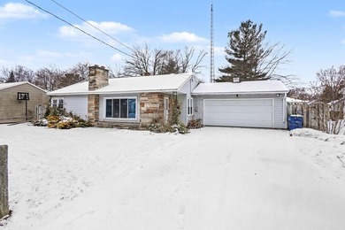 Beach Home Sale Pending in Muskegon, Michigan