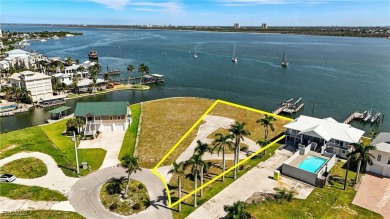 Beach Lot For Sale in Fort Myers Beach, Florida