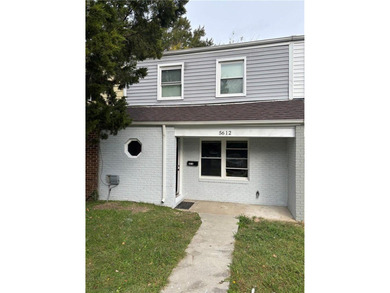 Beach Townhome/Townhouse For Sale in Virginia Beach, Virginia