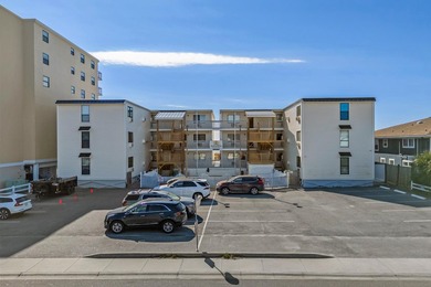 Beach Condo For Sale in North Myrtle Beach, South Carolina