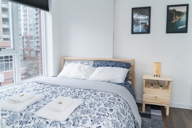 Beach Condo For Sale in Vancouver, BC