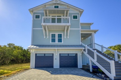 Beach Home For Sale in North Topsail Beach, North Carolina