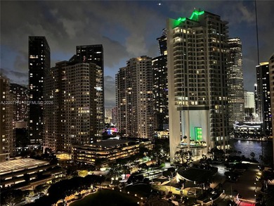 Beach Condo For Sale in Miami, Florida