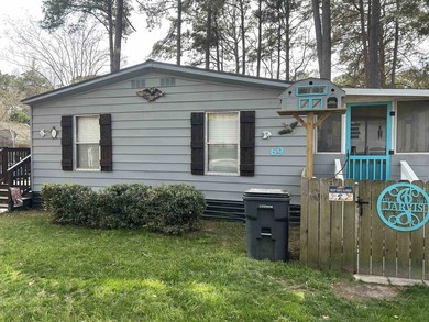 Beach Home For Sale in Murrells Inlet, South Carolina