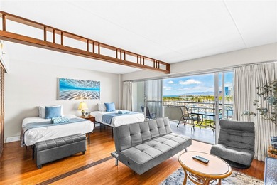 Beach Condo For Sale in Honolulu, Hawaii