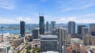 Beach Condo For Sale in Miami, Florida