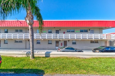 Beach Condo For Sale in Daytona Beach, Florida