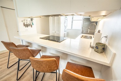 Beach Condo For Sale in Honolulu, Hawaii