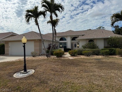 Beach Home For Sale in Fort Myers, Florida