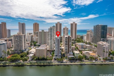 Beach Condo For Sale in Honolulu, Hawaii
