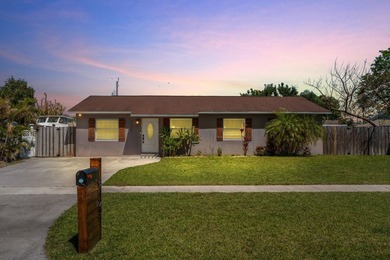 Beach Home For Sale in Jupiter, Florida