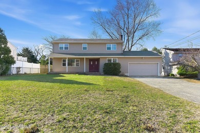 Beach Home For Sale in Toms River, New Jersey