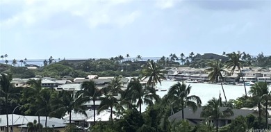 Beach Condo For Sale in Honolulu, Hawaii